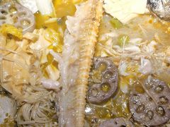 -鸣记脆皮烤鱼·海鲜烤鱼(三八广场店)