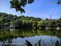 -绍兴东湖风景区