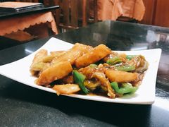 地三鲜-东北酱骨头馆(蓁巷店)