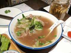 河内生牛肉米粉-美奈小馆·越南料理(中航城君尚购物中心店)