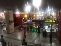 -麦当劳(轻轨曹杨路店)