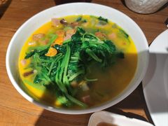 -金枝玉叶上海人家食府(三里河店)