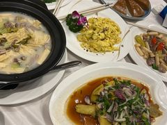 -品泉餐厅·大盆鱼·走地鸡
