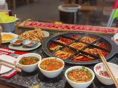 -井格重庆火锅(临平银泰城店)