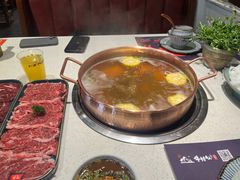-牛村来人潮汕牛肉火锅(西单店)
