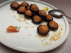 虾球酿冬菇-RIVIERA 松鹤楼(外滩店)