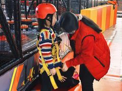 -嗨翻Hi-Fun竞技主题乐园·蹦床亲子生日轰趴(国光1937店)