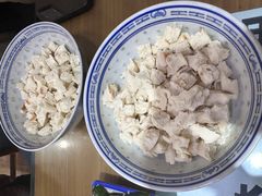 自己动手掰馍-天发芽·何记葫芦头泡馍·传统小吃(报恩寺街店)