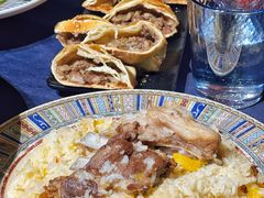 -伊带伊路新疆美食府(呼家楼店)