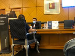 -深圳富苑皇冠假日套房酒店