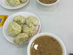 -陈寔包子王·卤煮小肠·京味小吃(龙潭店)