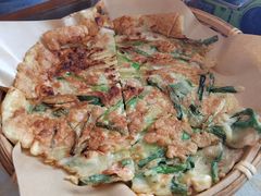 海鲜葱饼-小木屋米酒店总店