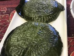 -刘姐啤酒鱼民族演艺餐厅(西街总店)