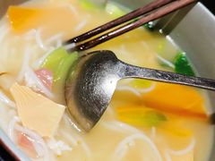 蒙自過橋米綫-松茸小馆·云南特色餐厅