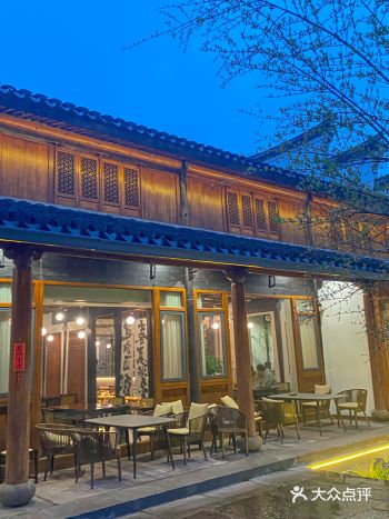 真的好喜欢宁波这家中式小酒馆啊...