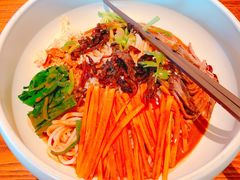 鸡丝凉米线-云海肴·汽锅鸡·云南菜(苏州中心店)