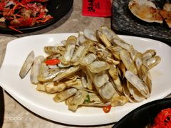 -沪小胖小龙虾(淮海中路旗舰店)