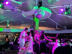 -FINNS Beach Club