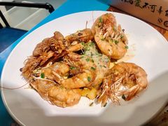 -臻鲜燕海鲜融合餐厅(金陵style店)