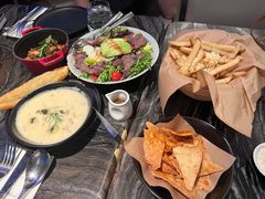 -LES ELITES 英集荟(南京西路店)