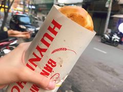 -Bánh Mì Huynh Hoa