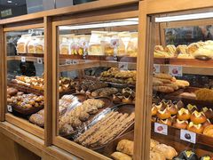 -小飞象面包公社(珠江路金鹰店)
