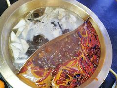 经典清汤鸳鸯锅-锅说大脸毛肚重庆老火锅(佐阾店)
