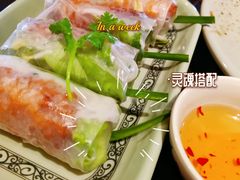 -大头虾越式风味餐厅(光明广场店)