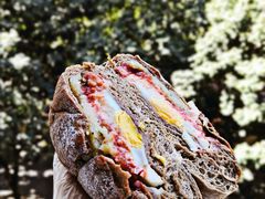 情有独钟-七叔是岛民(花基新村店)