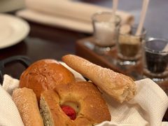 -恰餐厅及酒吧 CHAR Bar & Grill (北京丽都皇冠假日店)