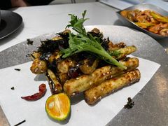 -靓蛙馆