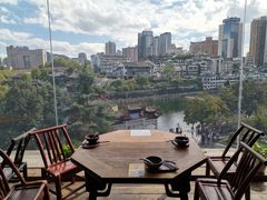 -包整·丝娃娃(一览甲秀楼风景店)