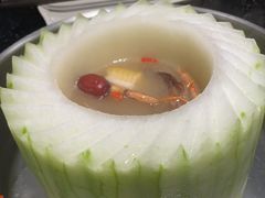 -得意咚瓜·顺德鱼生·冬瓜火锅(深圳首店)