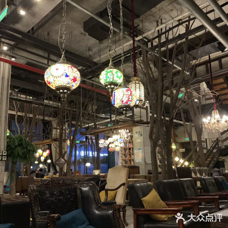 比较温暖舒适，工作人员也比较有眼力，服务比较周到