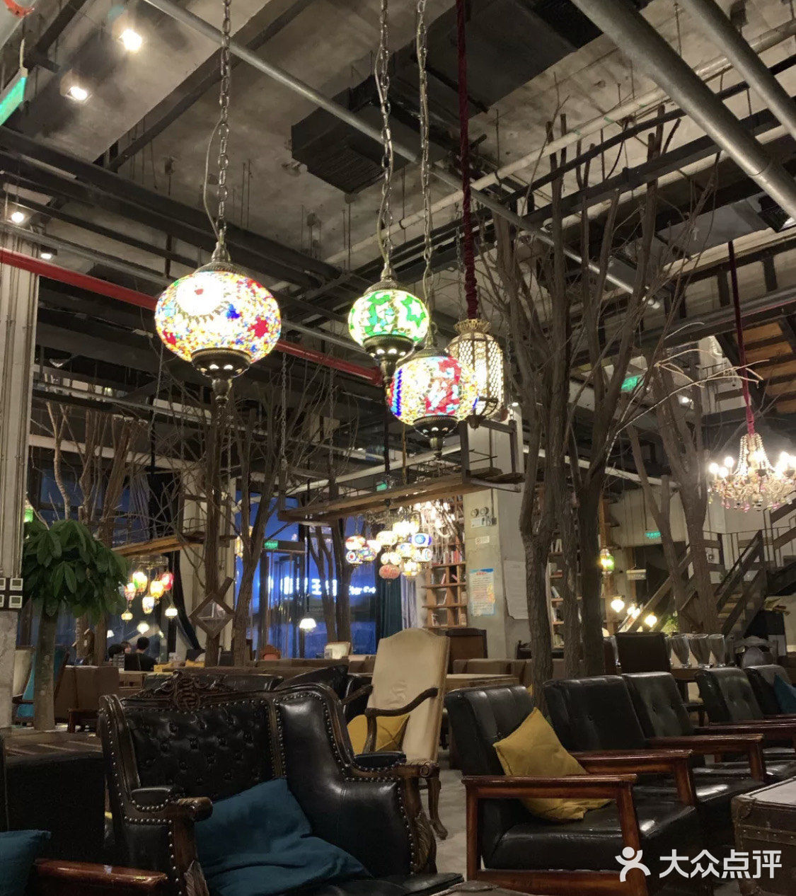 比较温暖舒适，工作人员也比较有眼力，服务比较周到