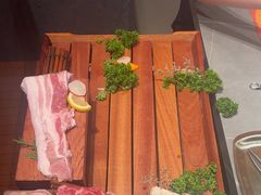 -轻烧烤肉(光谷步行街店)