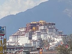 -八廓街-根敦群培纪念馆