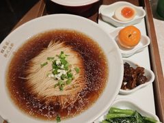 -松鹤面馆·古法焖肉面(观前店)