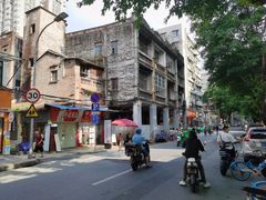 -黄氏祖传百暖凉茶店