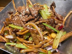 茶树菇牛肉-弄堂里(阿里西溪A区店)