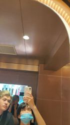 -苏豪路易士·嘉玛发廊