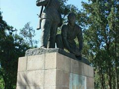 -华北军区烈士陵园