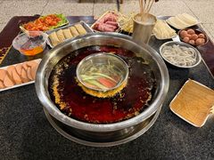 -邓莽子老火锅(中兴路总店)