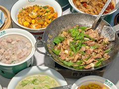 -费大厨辣椒炒肉(黄兴中心广场店)