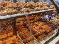 -爱达乐面包生日蛋糕(旭海时代广场店)