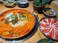 -洱火云南酸菜牛肉火锅(石景山当代商城店)