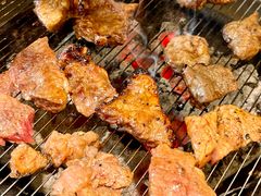 -啊美丽炭火烤肉(滑翔一店)