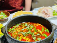 -贵府酸汤牛肉火锅·贵州老字号(飞山街店)