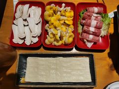 -民食香·腊排骨野生菌美食(木府店)