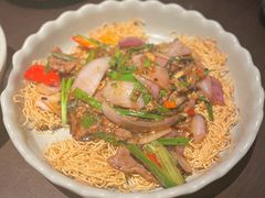 -大头虾越式风味餐厅(光明广场店)